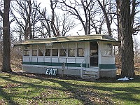USA - Gardner IL - Closed Riviera 1928 Restaurant 1920s Streetcar Diner (8 Apr 2009)